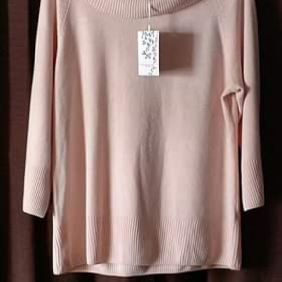 Carolyn Taylor's - Picture 3 of 5